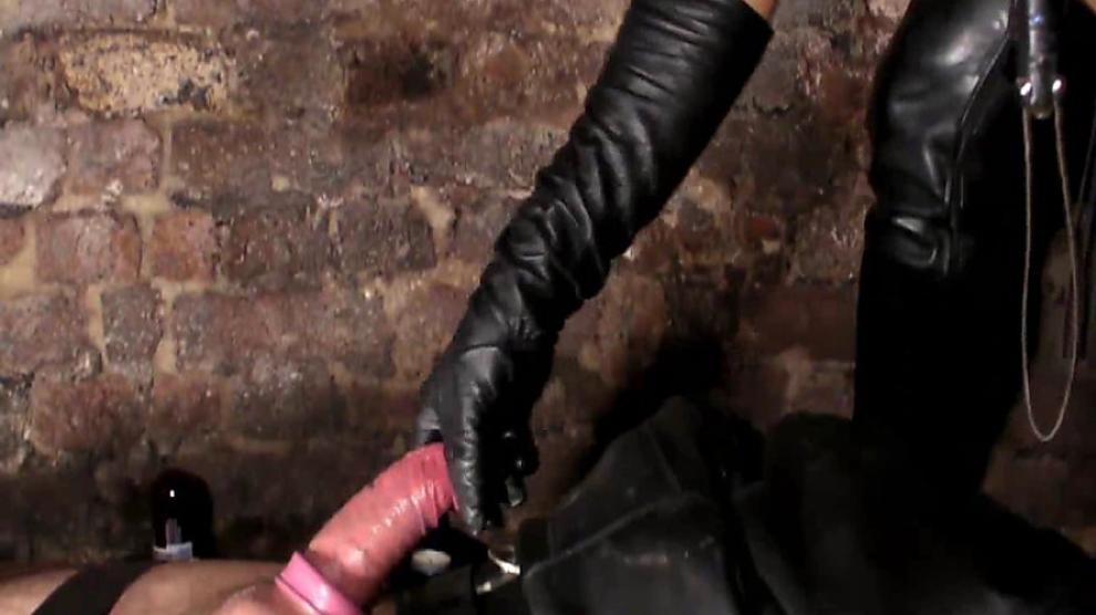 Mistress In Boots And Her Slave Porn Videos