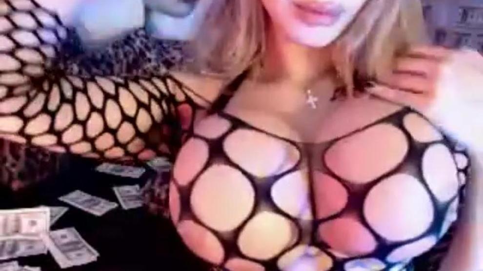 Sofia Nix Deepthroat Dildo Porn Videos