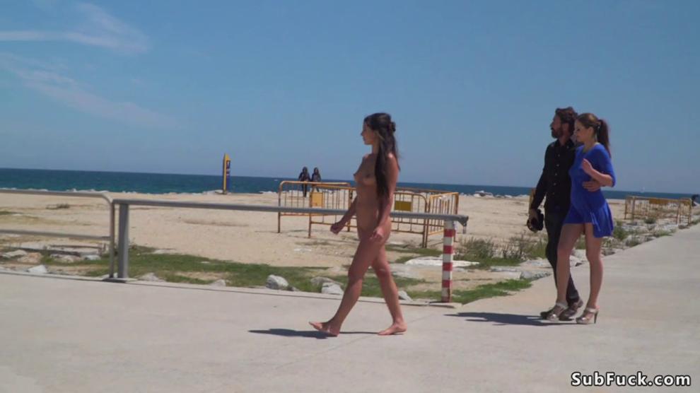 Petite Spanish Slave Walked In Public Steve Holmes Tina Kay Alexa