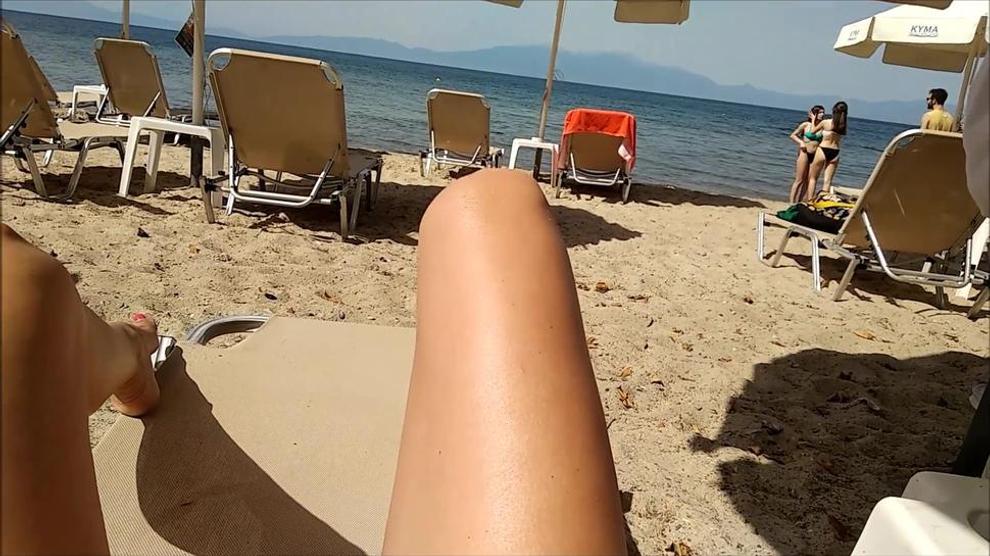 Horny Wife Play Her Pussy Public In Beach Bar Porn Videos