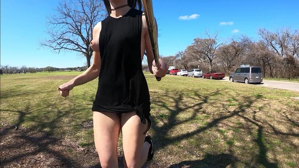 Teaser Flashing As I Workout At A Park Slomo Jogging Porn Videos