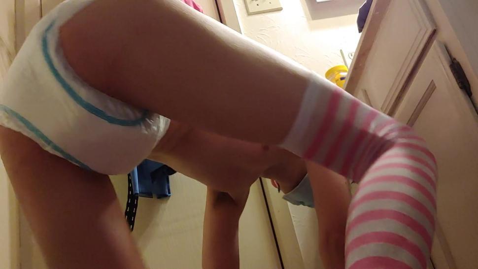 Made Little Messy In My Diaper Porn Videos