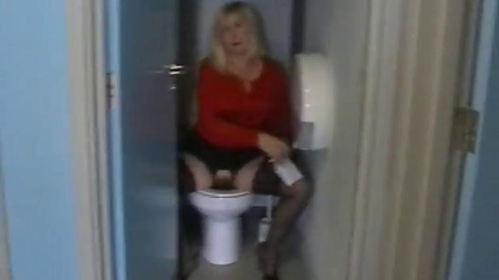 Slut Wife In Black Stockings In Public Toilets Out Dogging Porn Videos