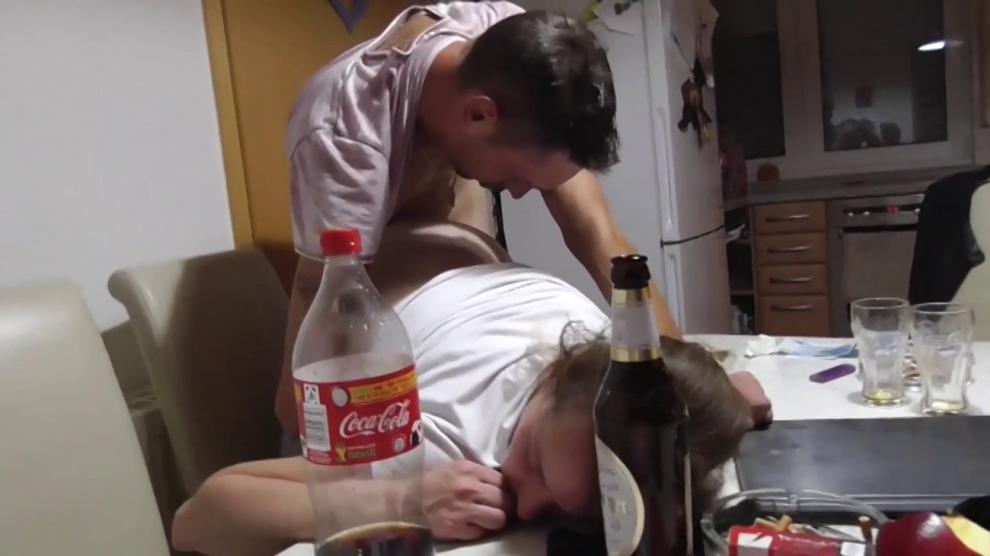 Drunk Schoolgrl Gets Fucked Porn Videos
