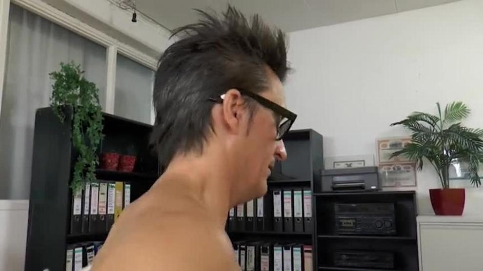 Conny Dachs fickt die Sekretaerin Conny Dachs fickt die Sekretaerin
