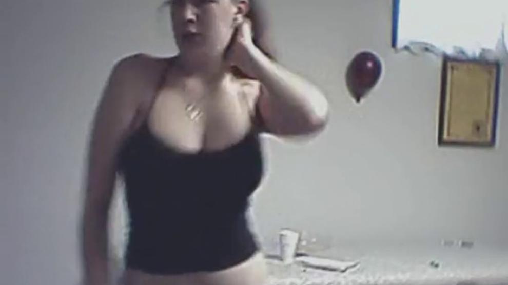Teen Webcam Strip Masturbation