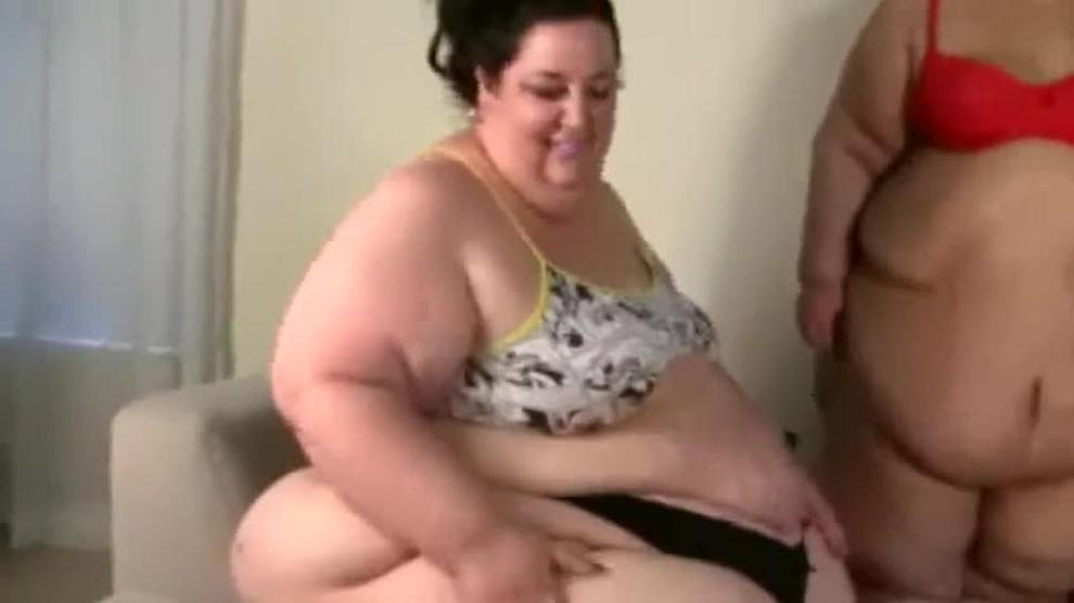 Supersized Squashing Wendy Wett Porn Videos