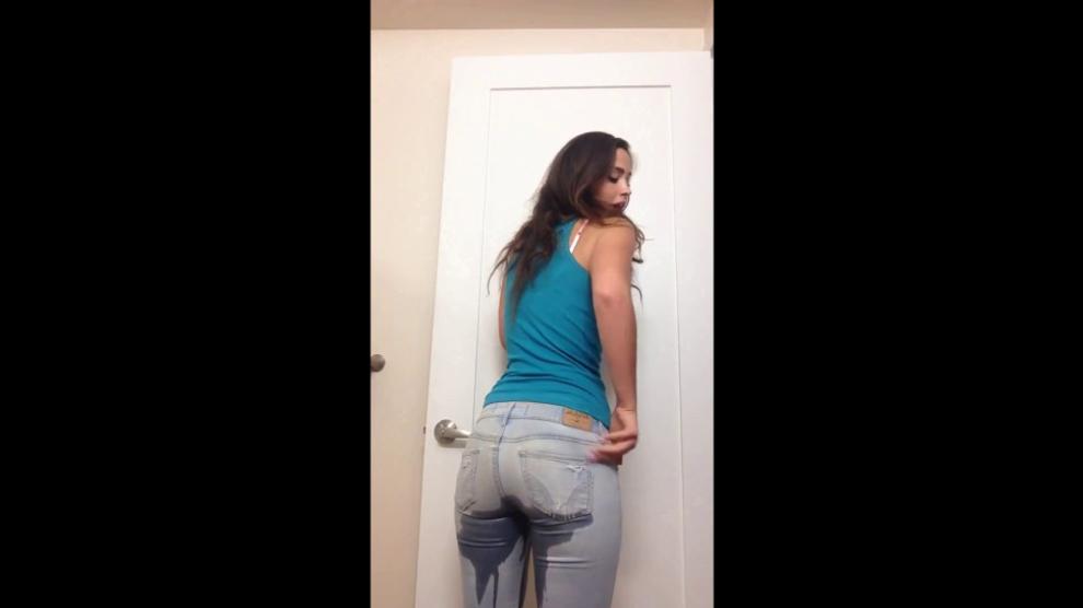 Beautiful Brunette Pees In Her Jeans Porn Videos
