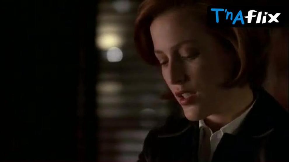 Krista Allen Sexy Scene in The X-Files.