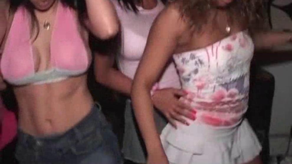 Boob Flaunting Nasty Chicks Dancing Erotically In The VIP Room Porn Videos