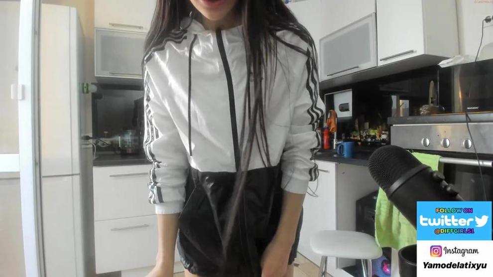 Shiny Wetlook Nylon Jacket Cam Girl Porn Videos