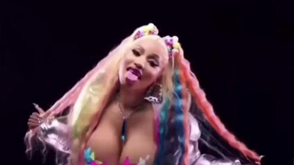 6ix9ine Trolls But Only Nicki Minaj Parts Shakes Boob And Ass Porn Videos