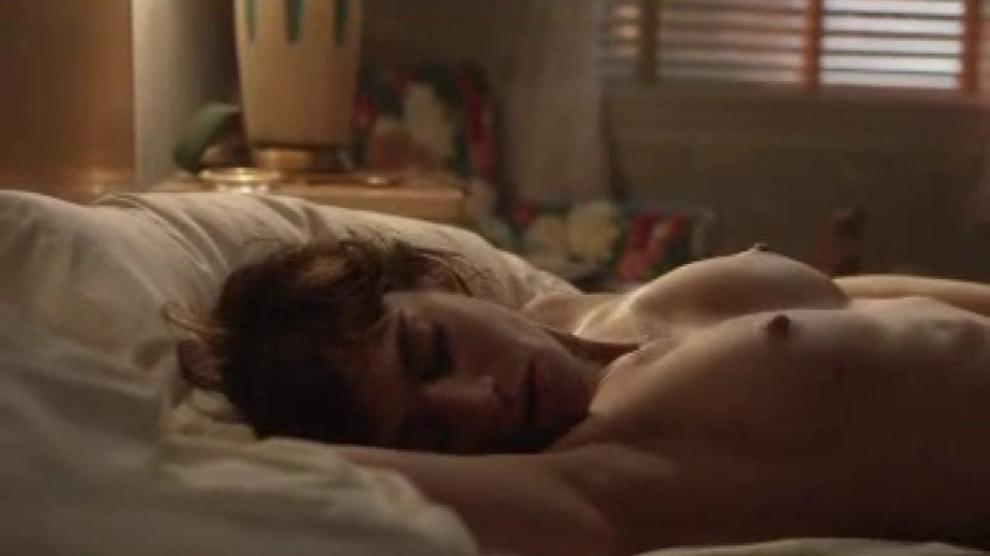Lizzy Caplan Tits And Ass In A Sex Scene Lizzy Caplan