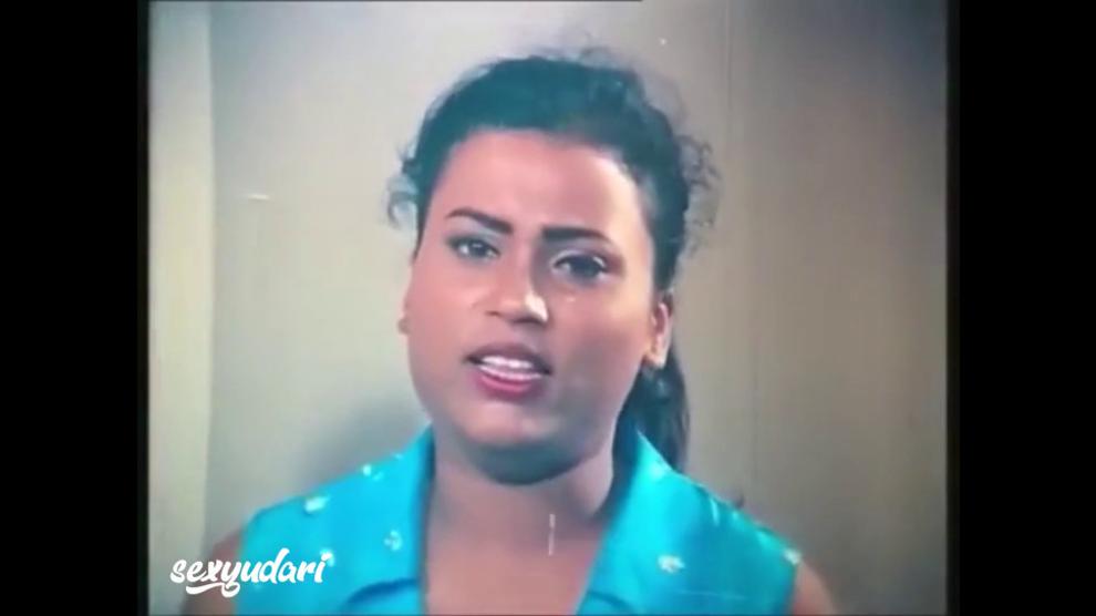 Sri Lankan Sinhala B Grade Movie Sinhala Hot Movie Vídeos Porno