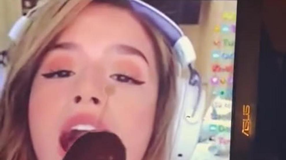 POKIMANE SWALLOWS ALL MY CUM POKIMANE CUM TRIBUTE Porn Videos