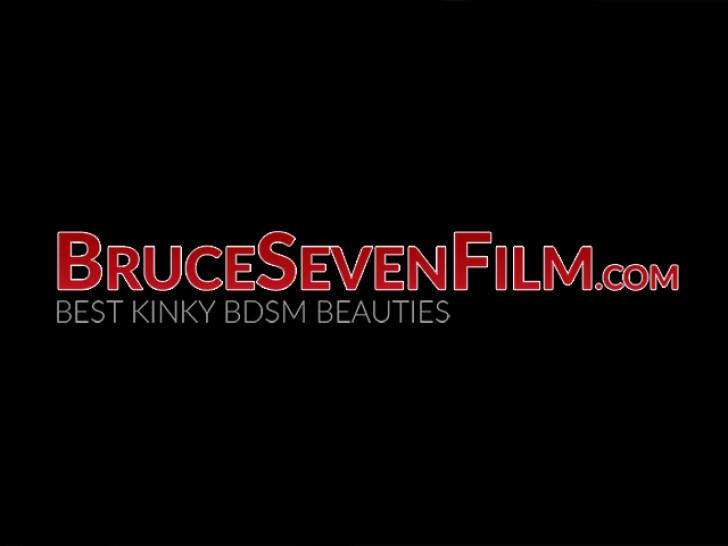 BRUCE SEVEN FILMS - Tempting Alex Dane shares dildo with pussy muncher