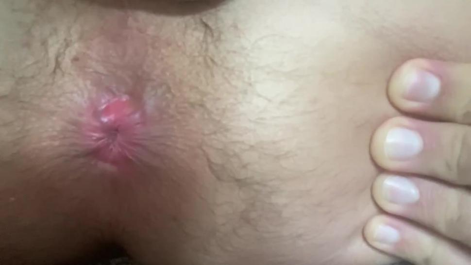 Hot guy shows his pink stretchy asshole closeup