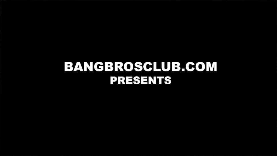 BANG BROS CLUB - Delectable Angelica Cruz sucks the dick and fucks on a road