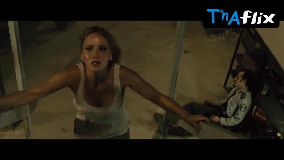 Jennifer Lawrence Sexy Scene  in House At The End Of The Street