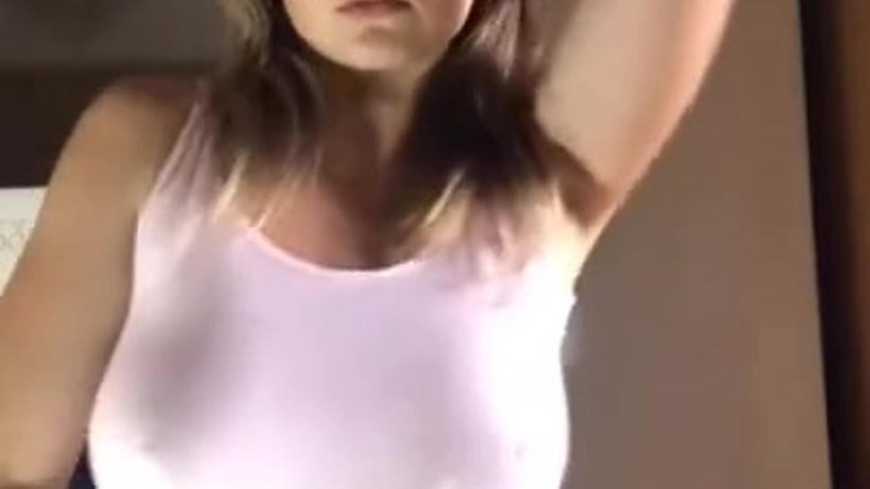 What's her name? Russian periscope teen twerking and teasing