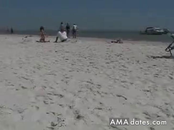 Amateur couple making sex on vacation
