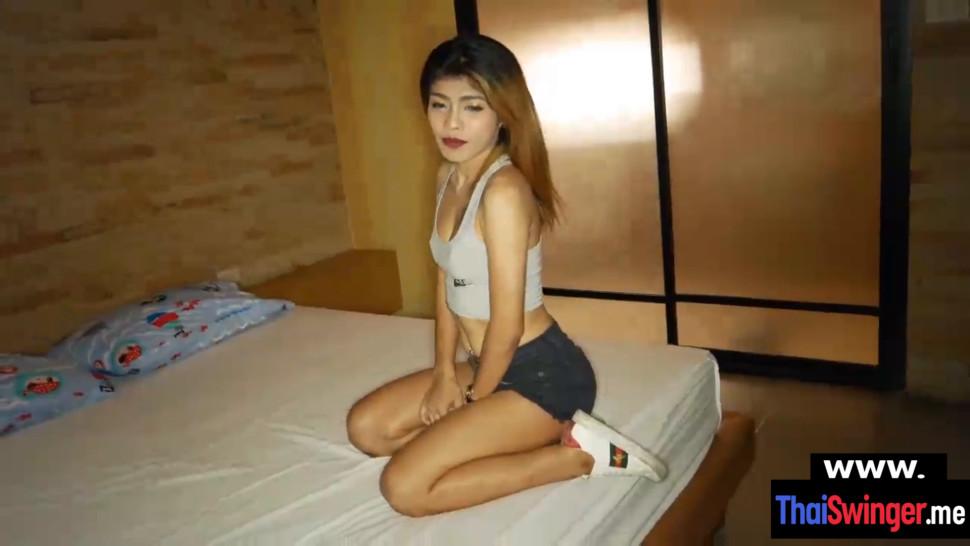 Cute real amateur Thai chick gets her pussy fucked