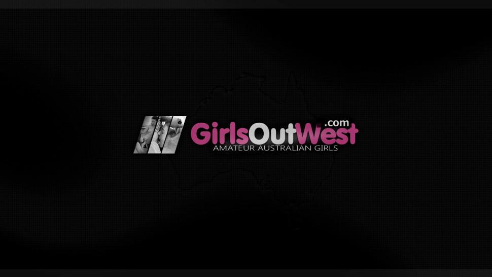 Girls Out West - Wet lesbian cunts fingered