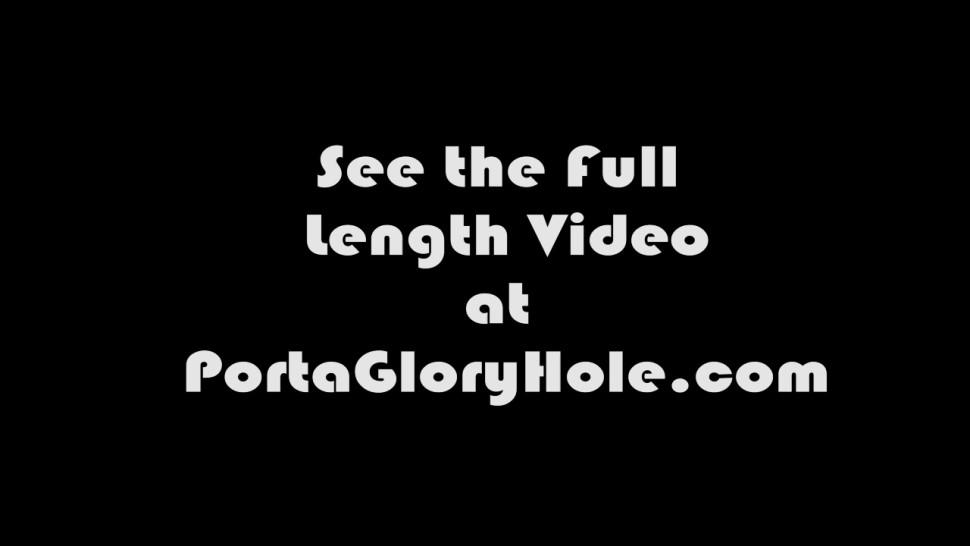 Porta Gloryhole short haired slut sucks cocks in public gloryhole