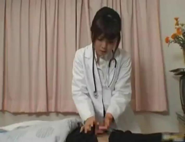 Japanese female doctor gets some hot sex part4 - video 1