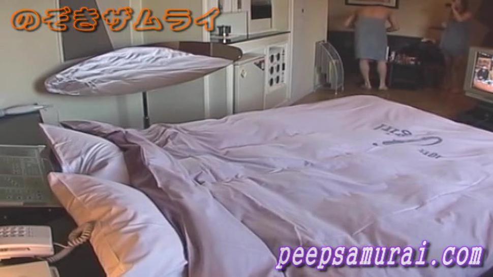 Real Voyeur Cam In Japanese Love Hotel