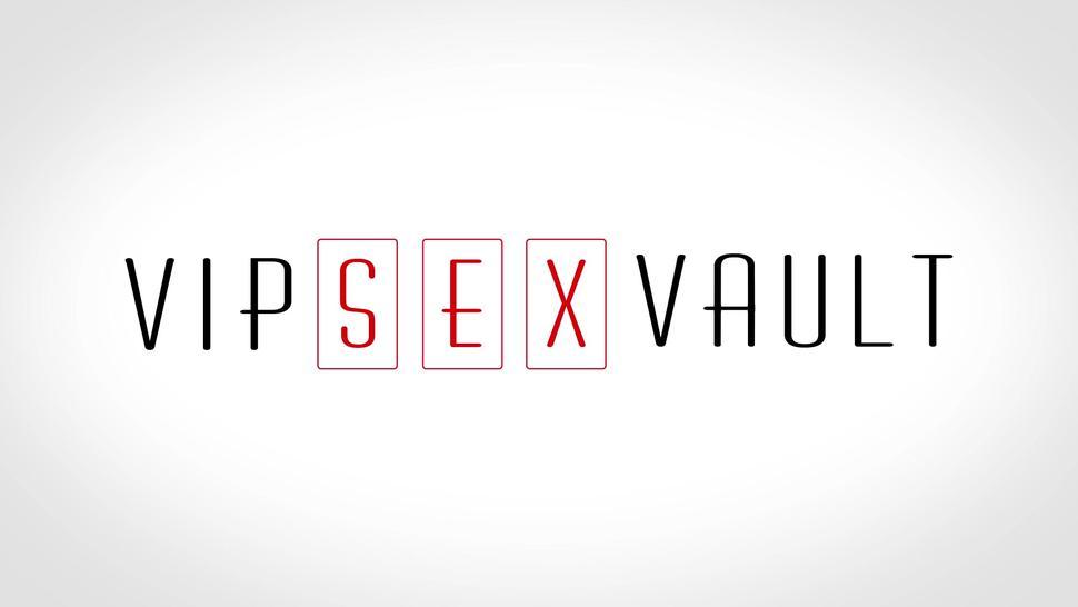 VipSexVault - Hot Collection Of Back Seat Cab Sex With Slutty Customer Babes