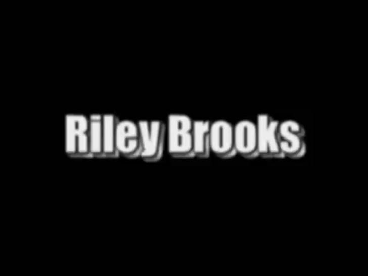 1000 Facials - Riley Brooks