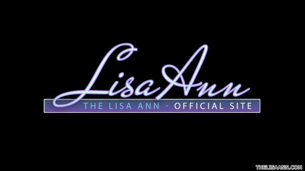 Sexy Lisa Ann Solo