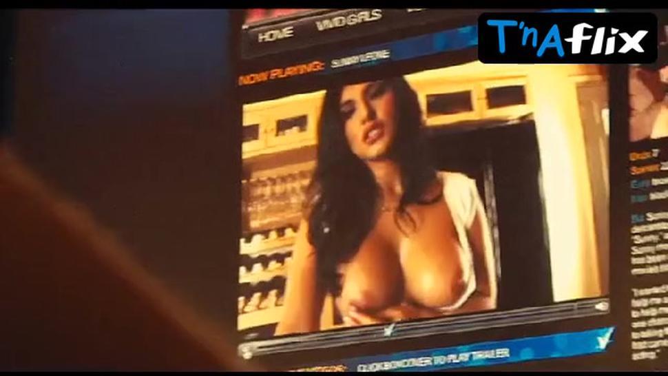 Sunny Leone Breasts Scene  in The Virginity Hit