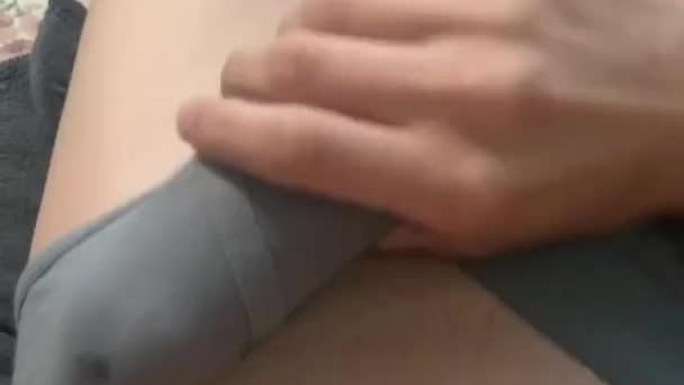 Young twink solo (Cumshot)