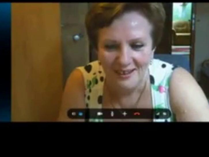 Horny mature cunt on skype - video 1