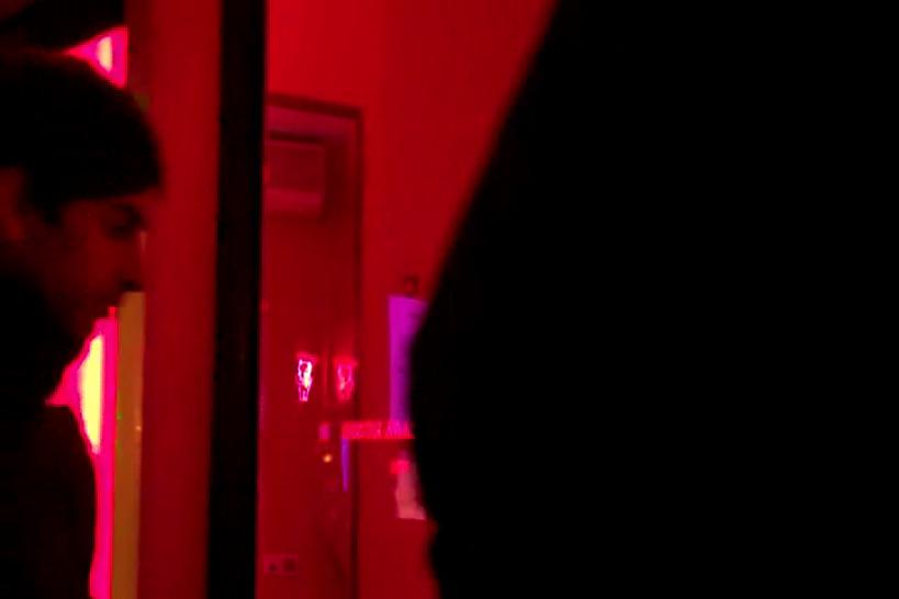 RED LIGHT SEX TRIPS - Real Dutch prostitute sucks dick