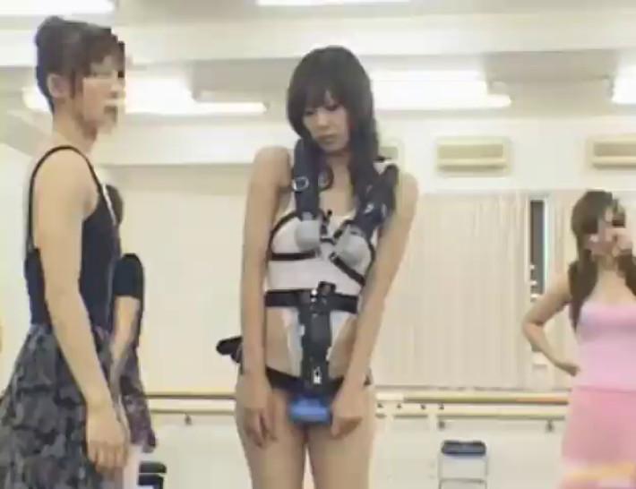 Natsumi Horiguchi Asian babe plays sexy part5 - video 1