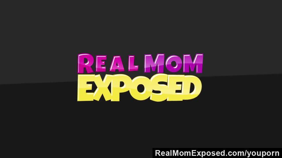 RealMomExposed - She Pays the Cashier With a Blowjob
