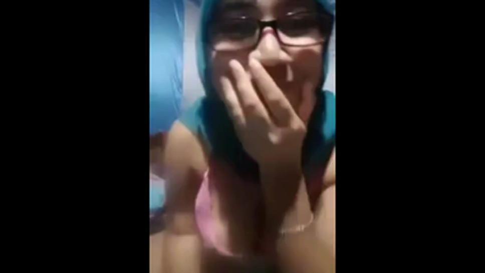 Chubby busty hijab jilbab slut with glasses showing off - video 1