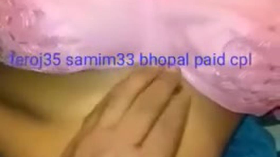 Indian village girl gives her pussy to policeman for some money