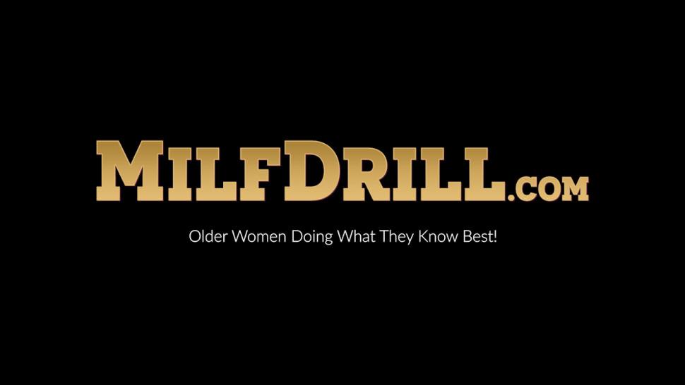 MILF DRILL - A mesmerizing mature slut fucks hard with her stockings on