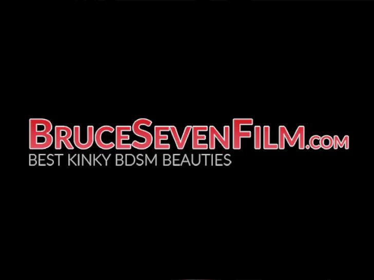 BRUCE SEVEN FILMS - Dyke submissive pussy licked and toyed by dominant babes