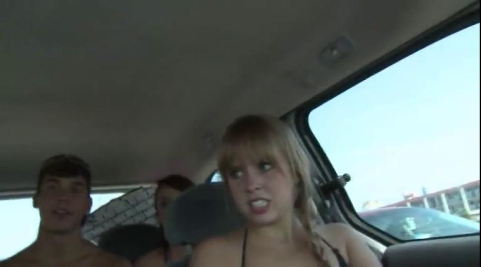 stunning young girl sucking dick in car