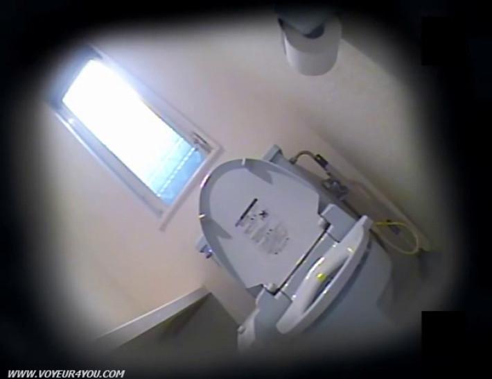 Toilet Masturbation On Hidden Camera