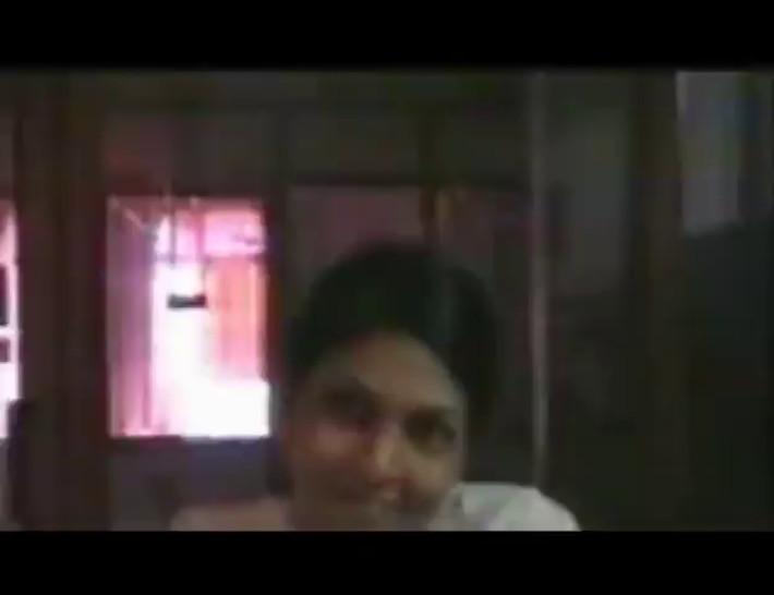 Hot indian Girl doing blowjob and enjoyed with her Office staff