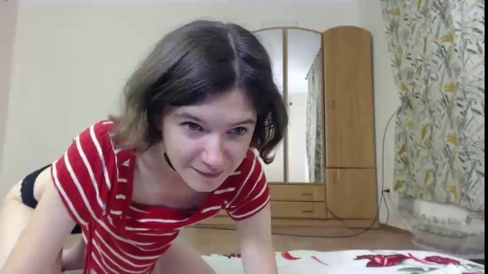 skinny petite teen loves masturbating on webcam live