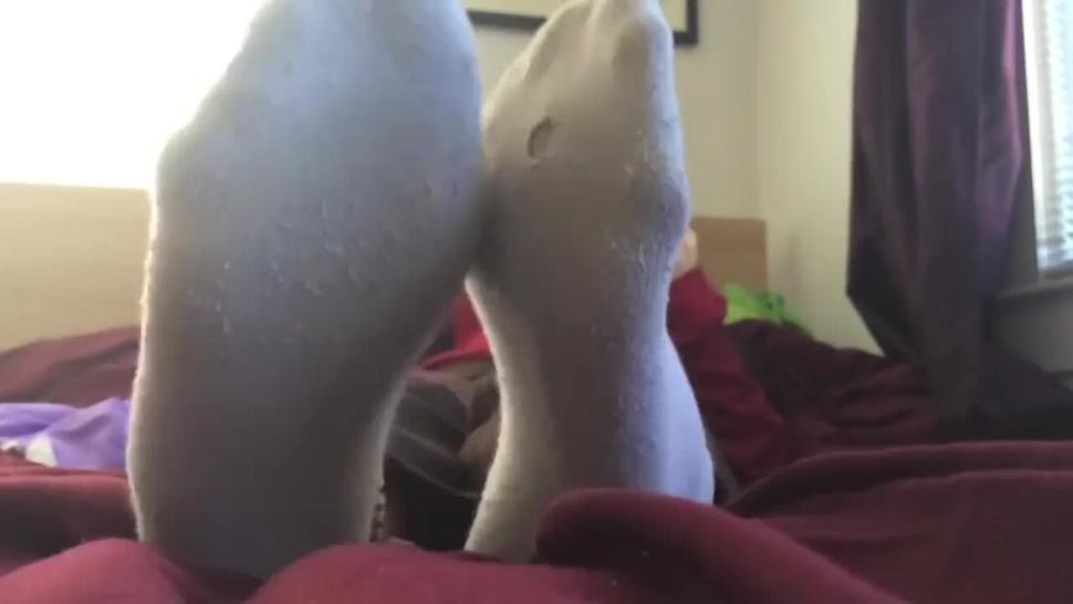 Feet size 14 doing an another amateur footjob and sockjob