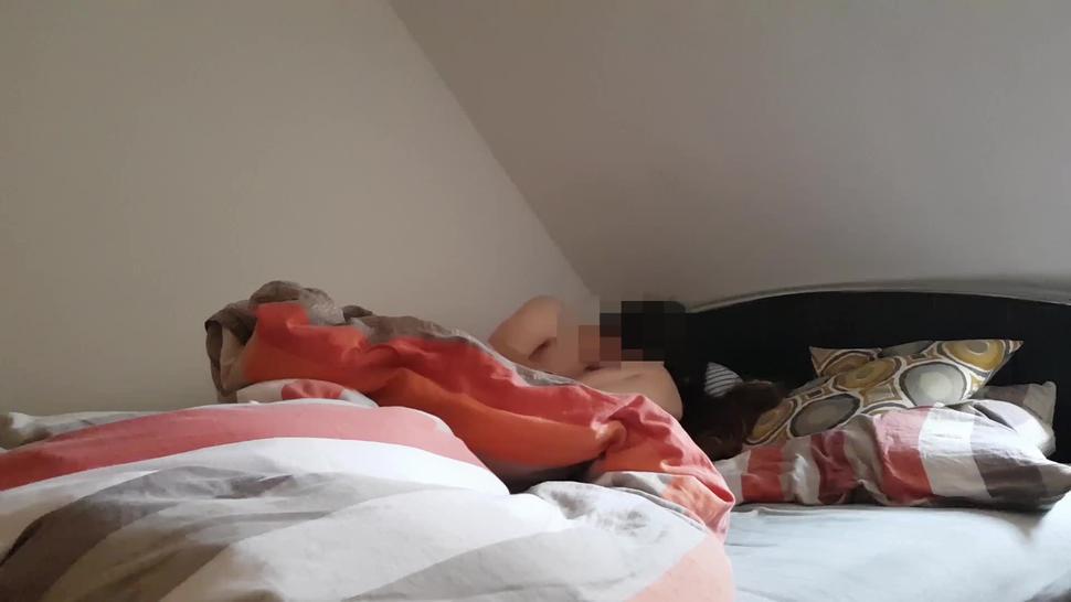 amateur couple missionary sex - she didnt know i filmed this