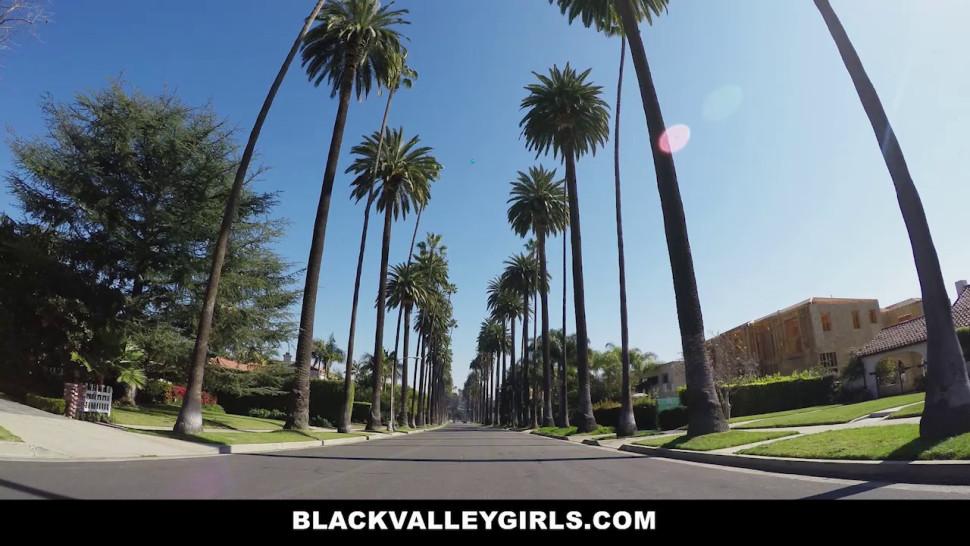 BlackValleyGirls - ebony Babe Fucks Driver For Free Ride - Black Valley Girls